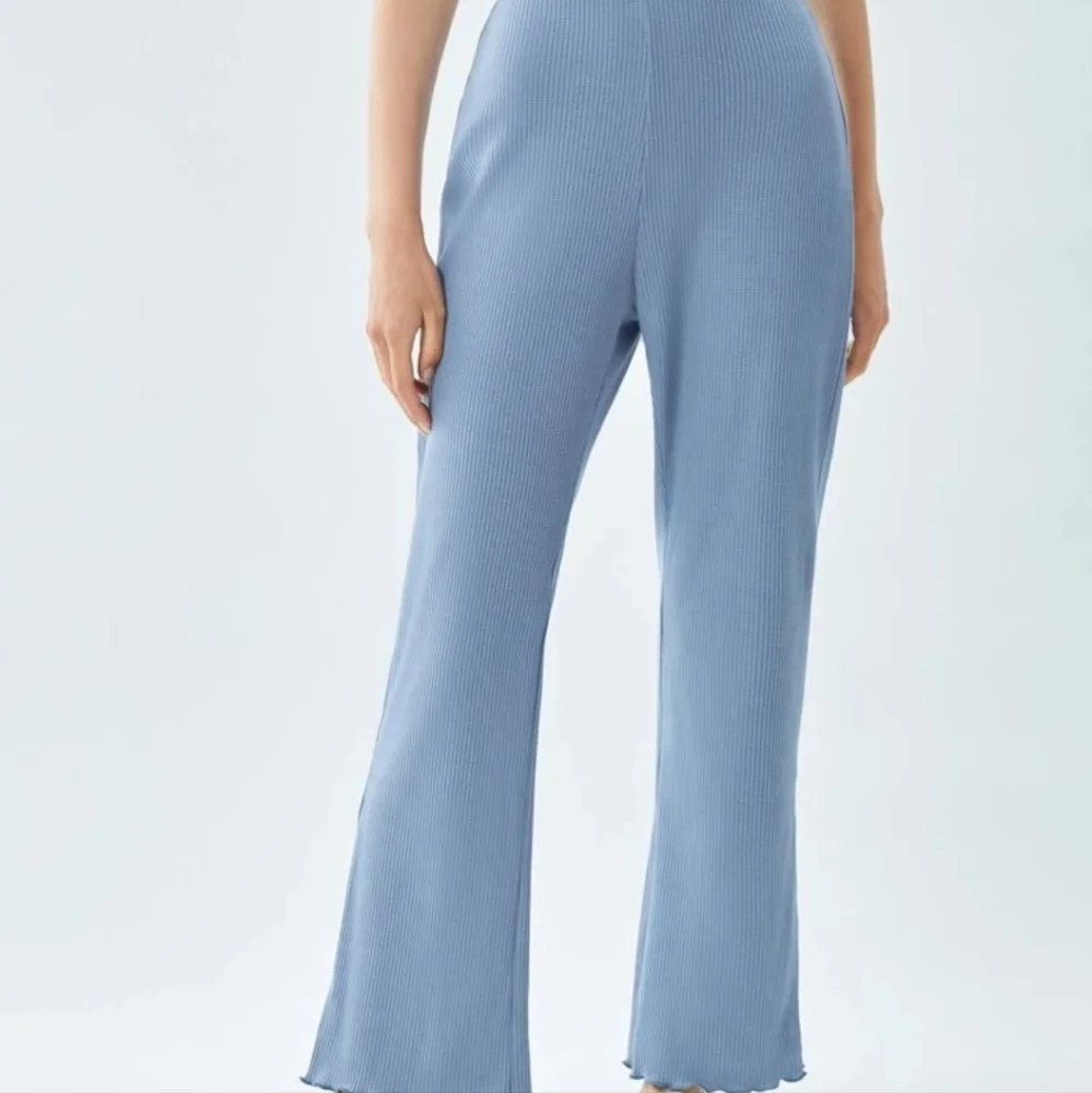Romwe Solid Ribbed Pants - Picture 3 of 7